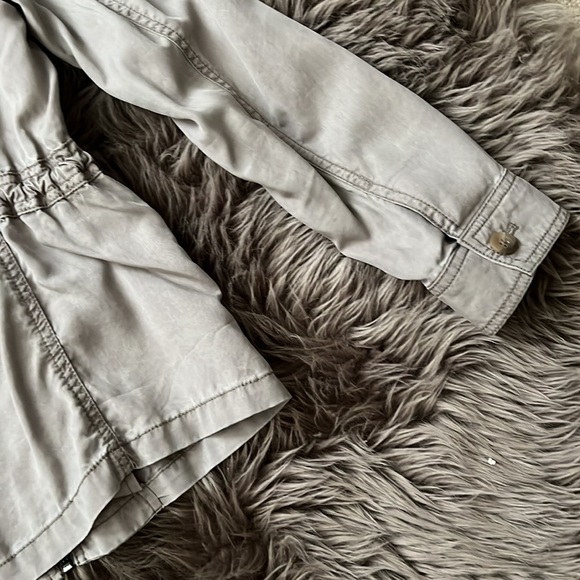 Express jacket - Picture 10 of 10